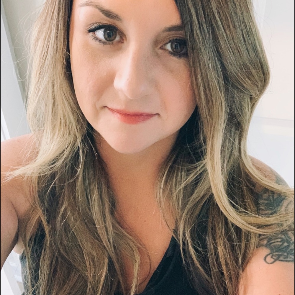 Meet your Posher, Hayli